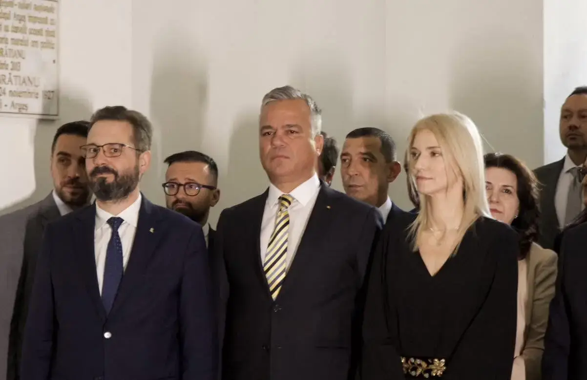 Adrian Veștea cere PNL să voteze guvernul Mureșan: „Obligația noastră e stabilitate