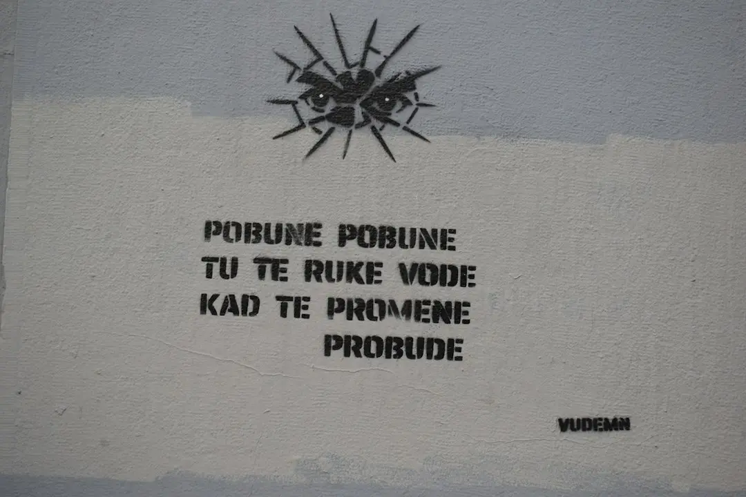 Reținerea lui Călin Georgescu nu-i îndepărtează susținătorii, ci reflectă jocul PSD-AUR