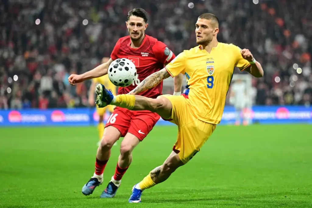 Daniel Bîrligea, pe bancă în debutul cu Frosinone: egal 1-1 cu Genoa în Serie