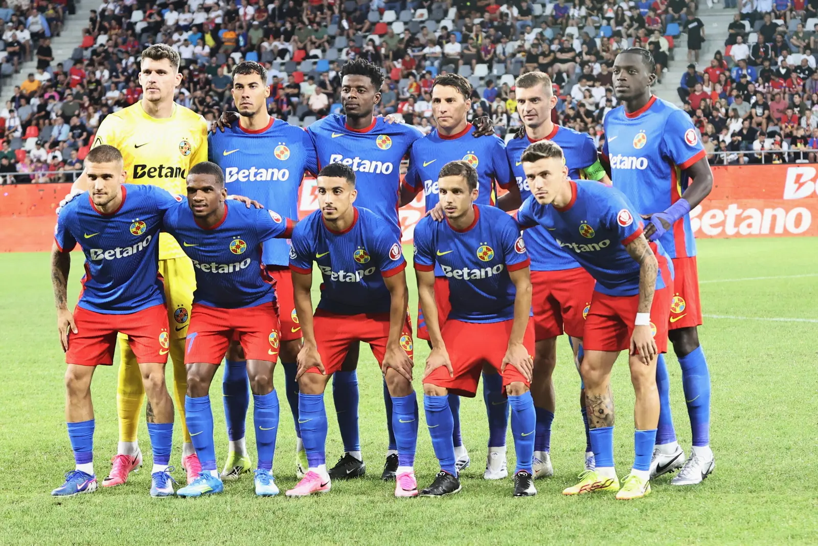 FCSB a remizat 2-2 cu Petrolul Ploiești în revenirea pe Arena Națională