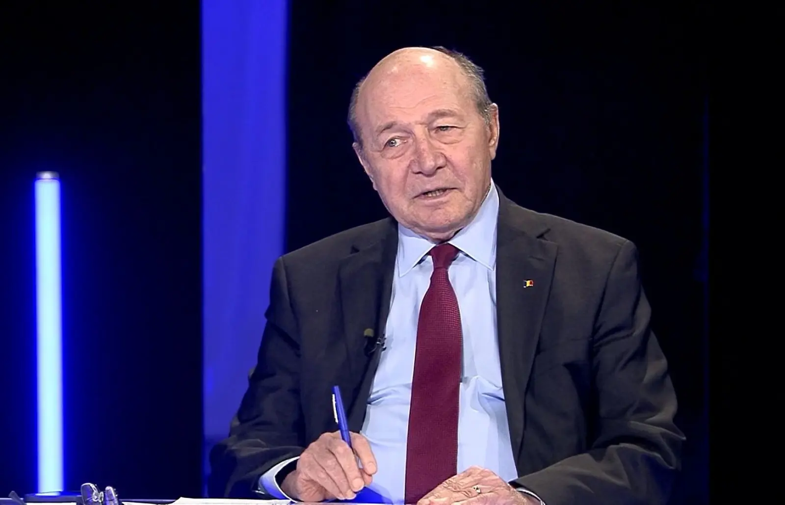 Guvernul trebuie să taie sporurile bugetare pentru a face economii