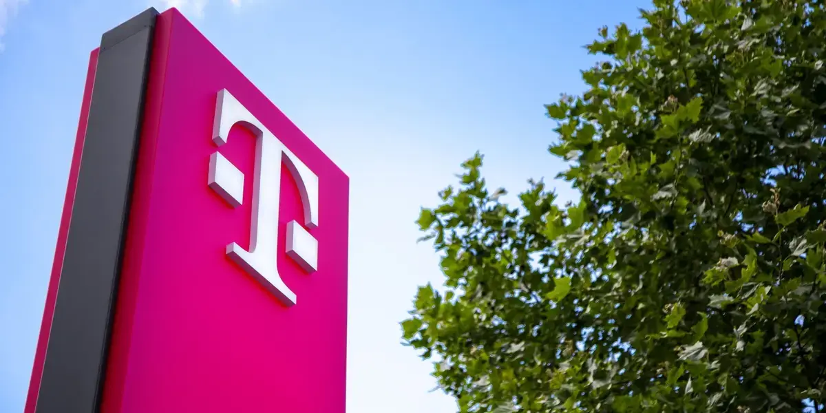 Deutsche Telekom achiziționează afaceri de 1 miliard de euro în Polonia