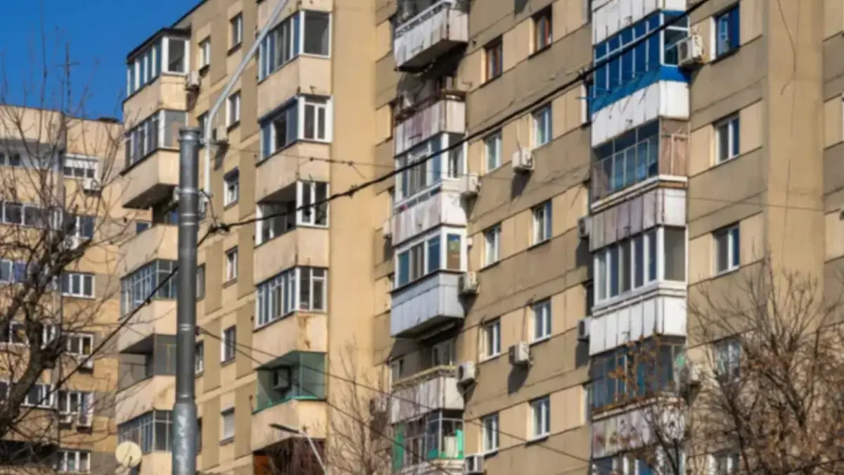 Salariul mediu pe economie acoperă doar achiziția unei garsoniere în București sau Cluj
