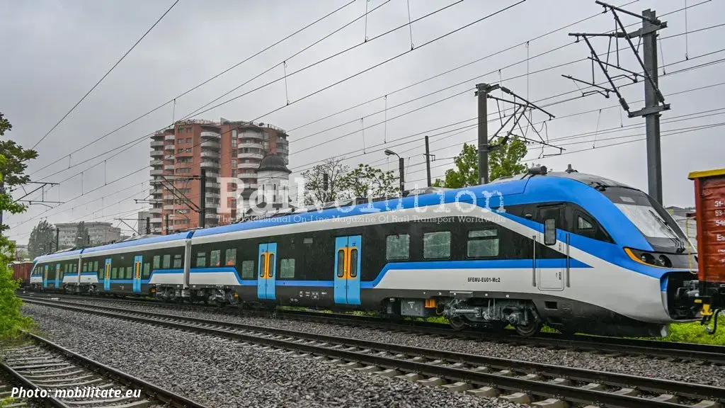 Trenul electric chinezesc, după doi ani de așteptare, începe circulația în România